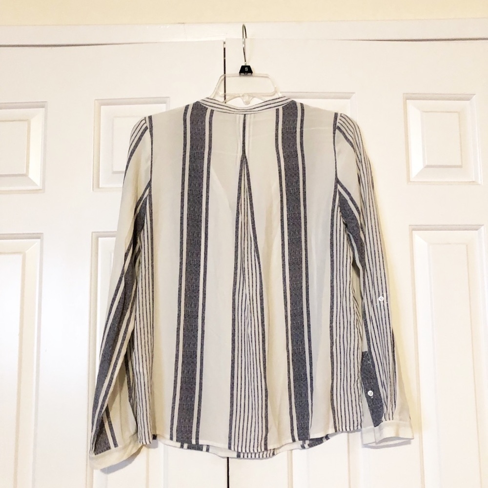 Joie 100% silk white & blue stripe top w/ pocket - Picture 6 of 7